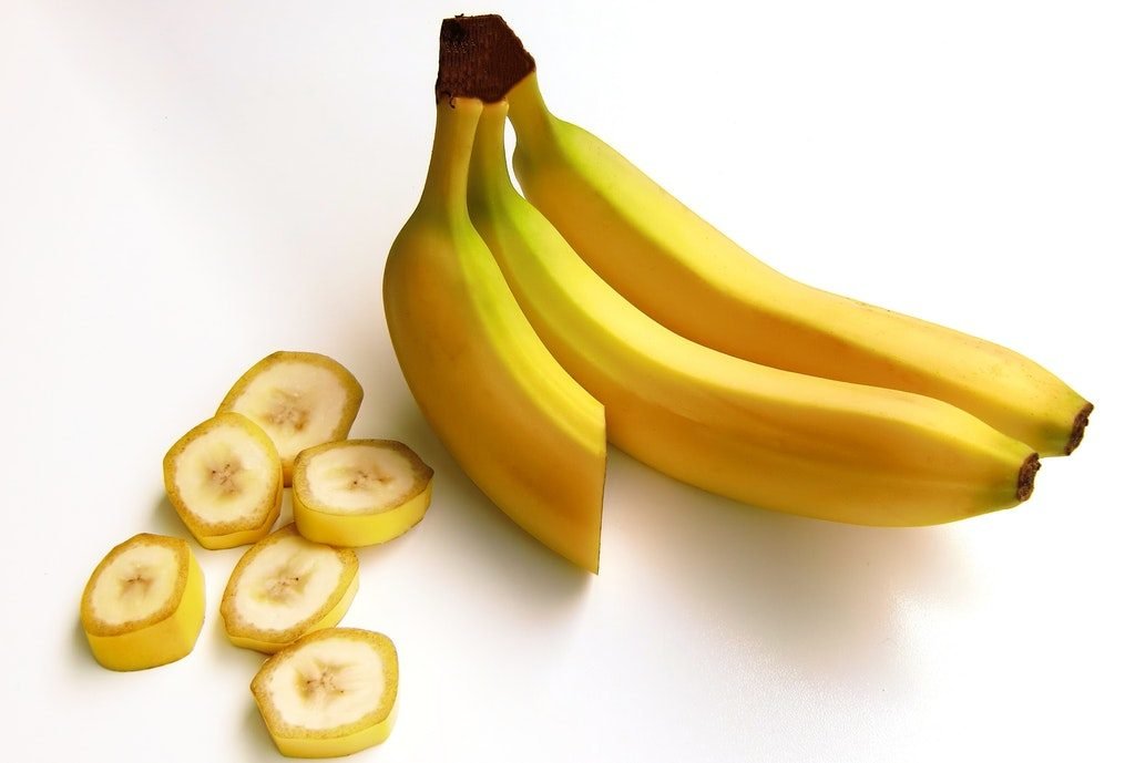 pisang doktersehat 696x468 1