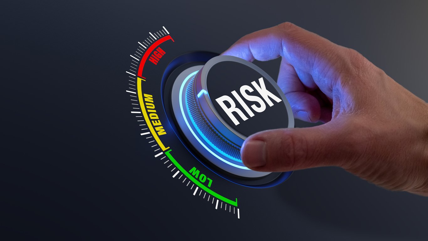 Essential Strategies for Risk Management in Day Trading with Leverage post thumbnail image